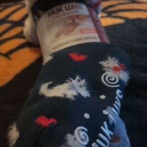 Muk Luks Women's Cabin Socks -Navy and Red 2 PAIRS  NICE & WARM  NEW  8-10  SALE